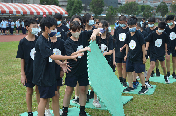 點選作品以查看原圖