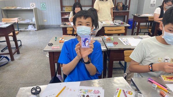 點選作品以查看原圖